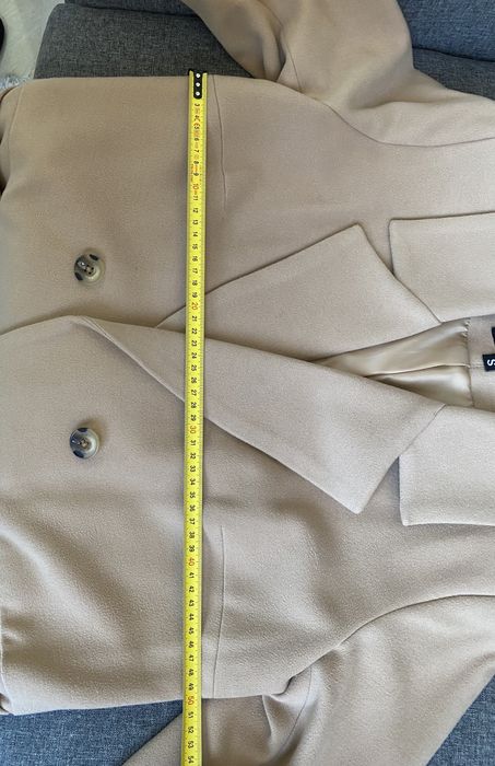 Пальто жіноче нове класичного крою українського виробника