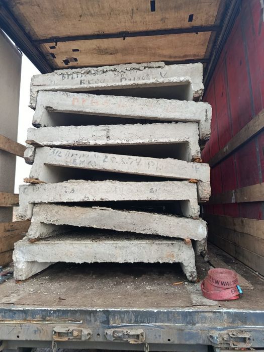 Стройматериалы, фундаментные блоки,плиты,кирпич,доска,кргуляк