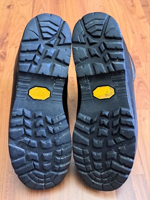 Ботінки трекингові, тактичні AKU Gore-Tex, Vibram, розмір 45