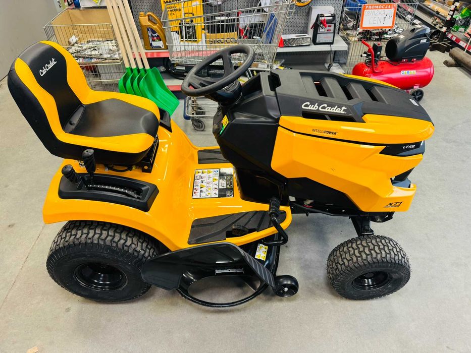 Traktorek kosiarka Cub Cadet XT1 18KM z USA! LT42" NOWY