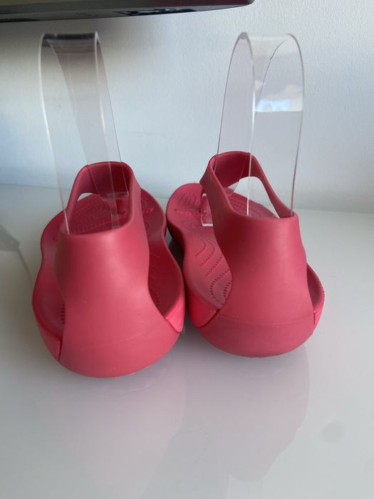 Sandały Crocs Serena Flip r. 37/38 W7