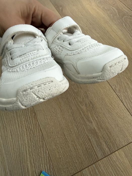 Zara barefoot 23 унісекс, стан чудовий