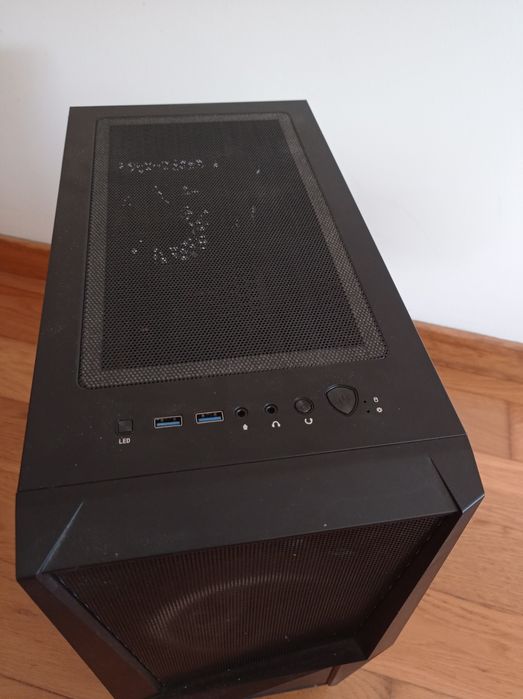 Tower computer in good working condition64739403043587121