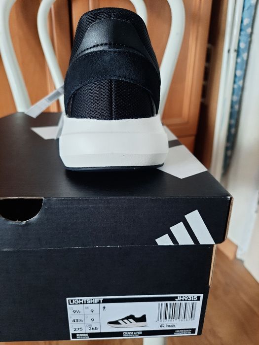 Nowe buty męskie Adidas rozmiar 43 1/3