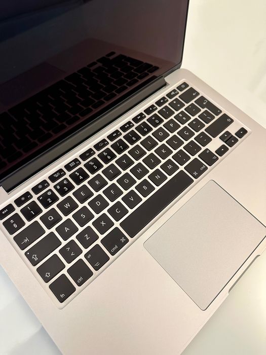MACBOOK PRO 13" Retina