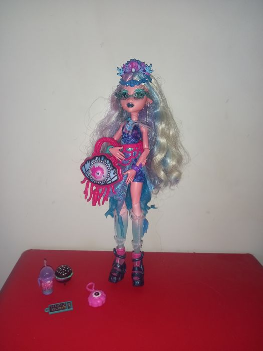 Кукла монстерхай Лагуна Monster High Fest Lagoona Blue.