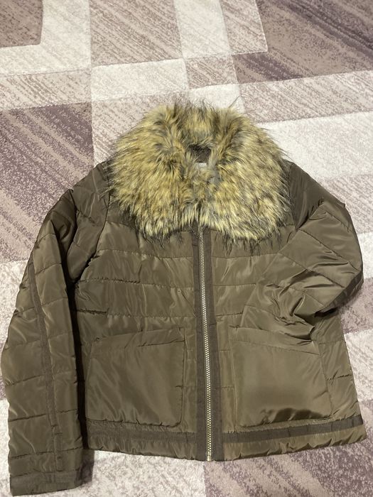 Жіноча  курточка