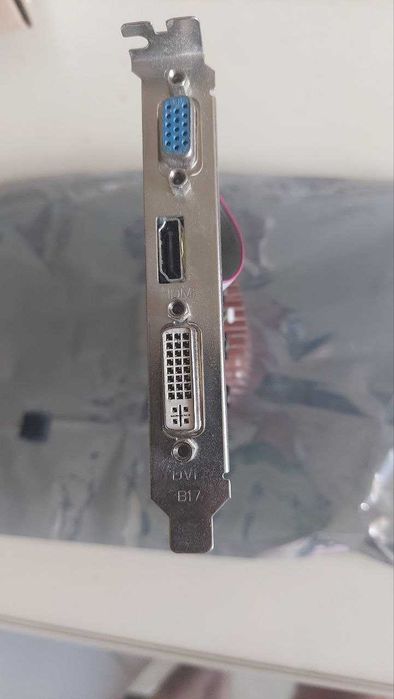 Видеокарта для компьютера Nvidia Club 3D GeForce 8400 GS. HDMI VGA DVI