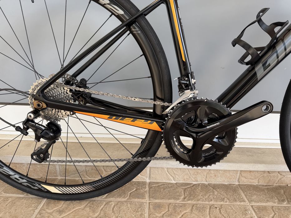 Bicicleta de estrada Giant em carbono - Disco