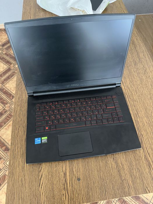 Ноутбук Msi (rtx 3050 + intel 11400h)