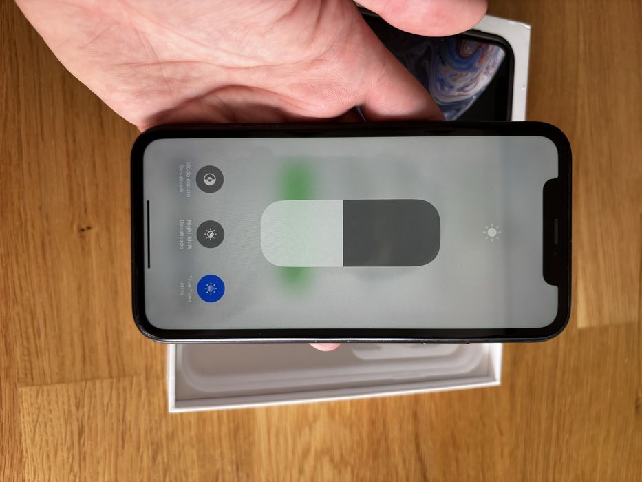 iPhone XR 64GB
