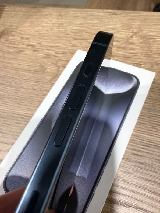 Iphone 15 Pro 256GB Blue Titanium, dystrybucja Polska. Dowód zakupu.