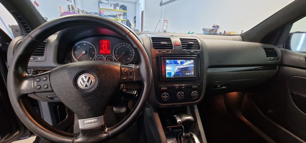 Vw Golf V 2.0 Tdi caixa dsg