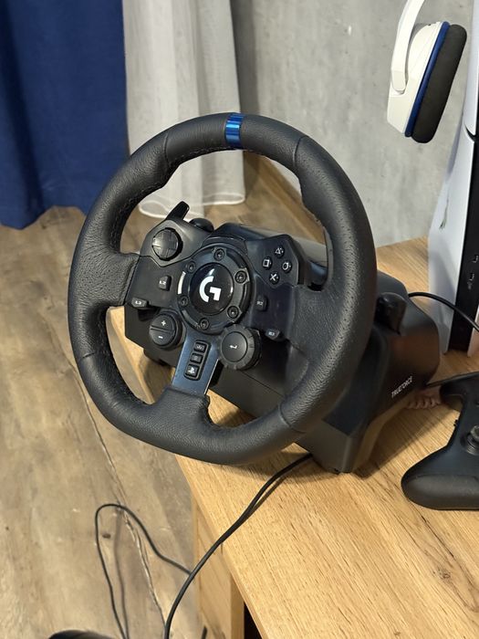 Руль Logitech G923