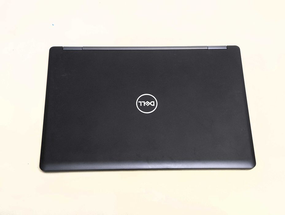 Ноутбук Dell Latitude 5590 15,6" i7-8650U/16Gb/SSD/GeForce MX130