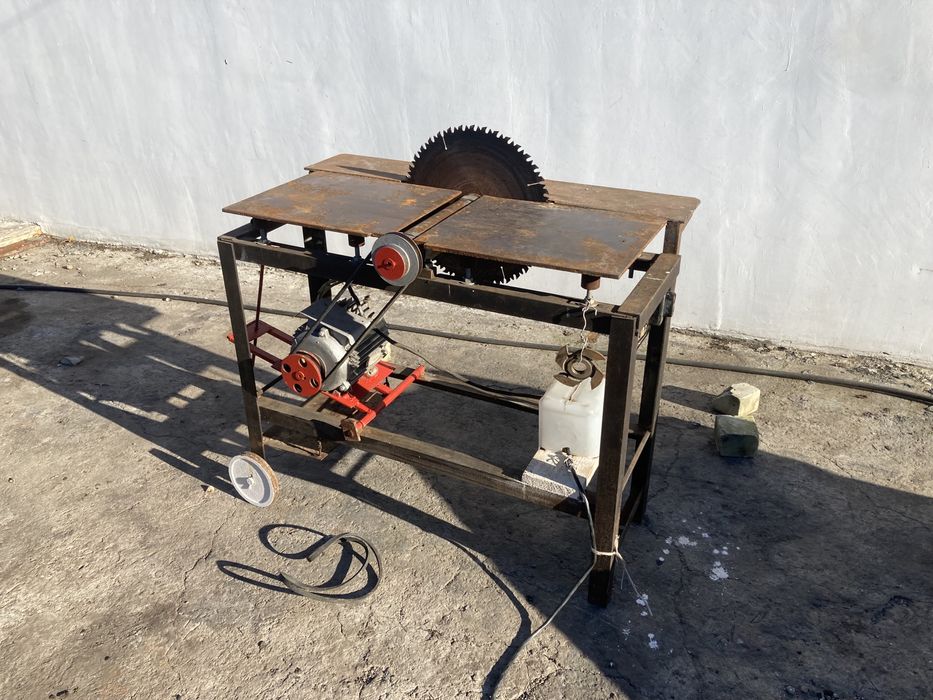 Продам циркулярку.