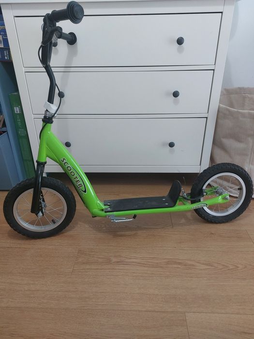 Trotinette com travão