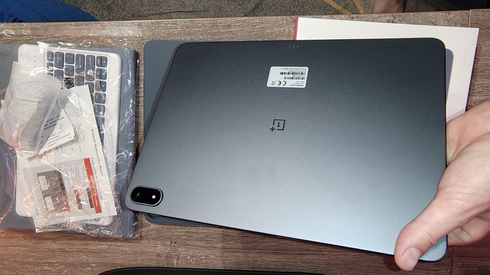OnePlus Pad 3 16/512GB + Stylus + Keyboard + Mouse + Case