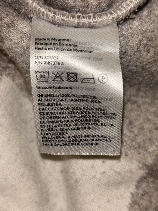 Куртка H&M женская в клетку.