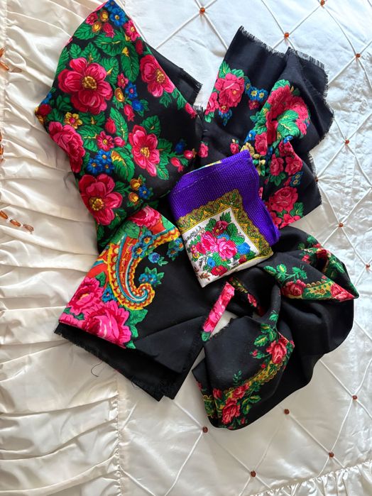 Продам хустки з вовни та бавовняні