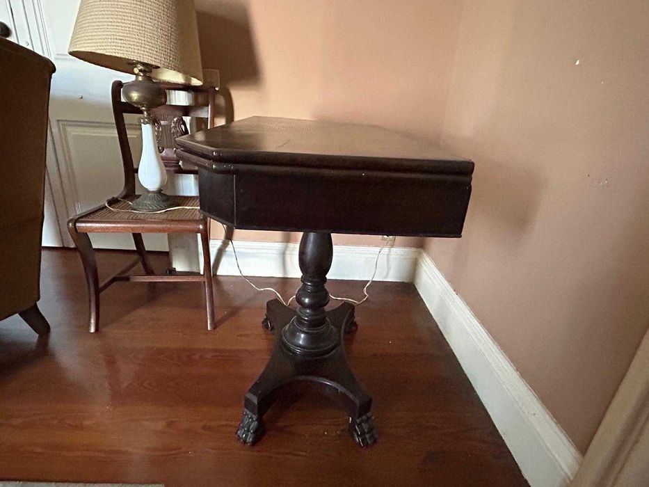 Mesa de jogos/Mesa de cartas com tampo basculante (1890 - 1920)
