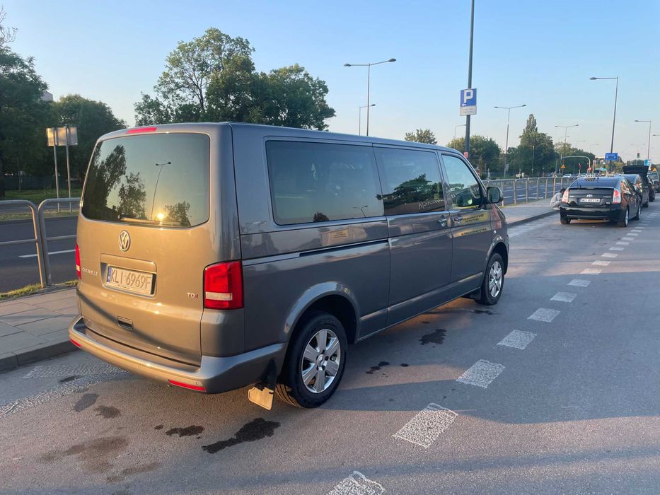 Volkswagen T5 Caravelle  Long - Bezwypadkowy, Polski salon, 128tys km.