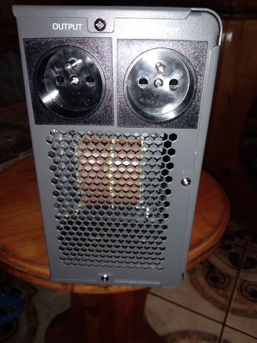 Інвертор IPS 300SIN-WM,300ВАТ, перетворювач напруги для катла, ДБЖ,