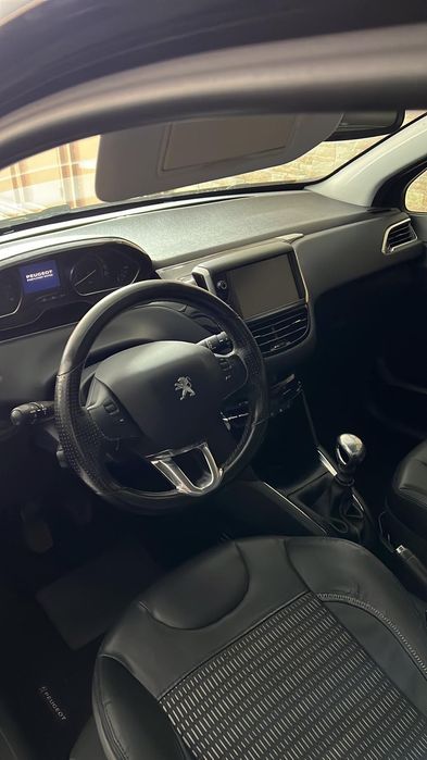 Peugeot 208 eHDi