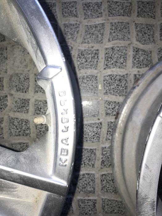 Jantes MOMO ITALY 17