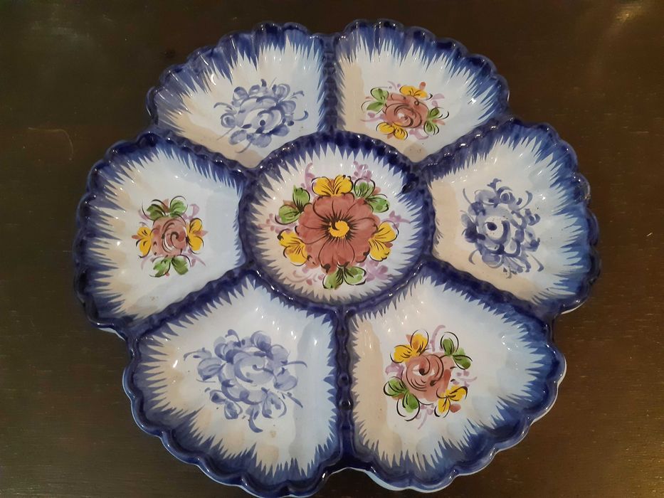 Prato dividido, porcelana portuguesa, pintado à mão, como novo