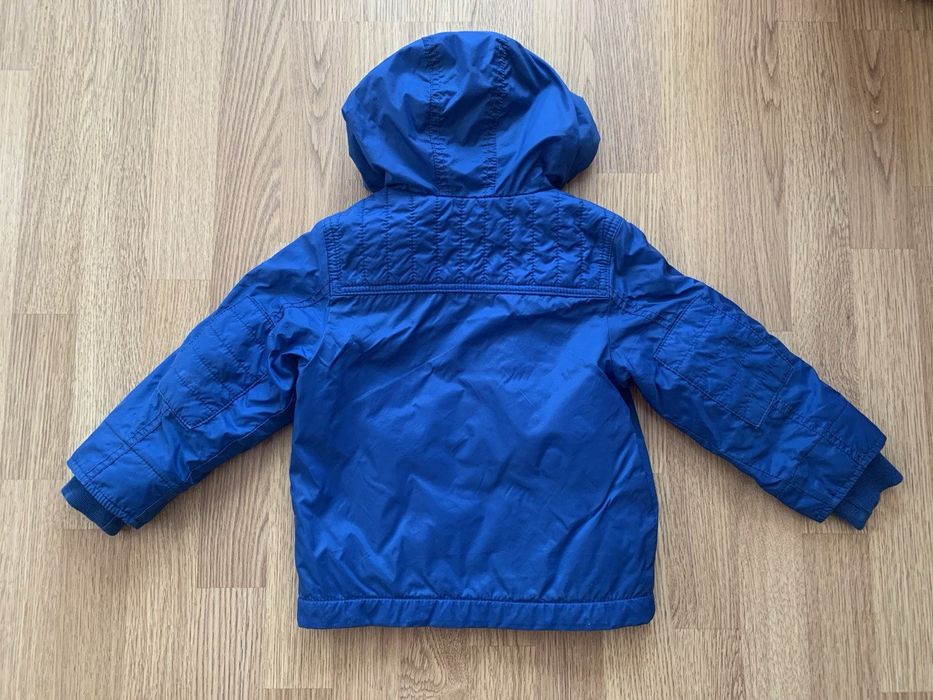 Детская куртка - ветровка Benetton.