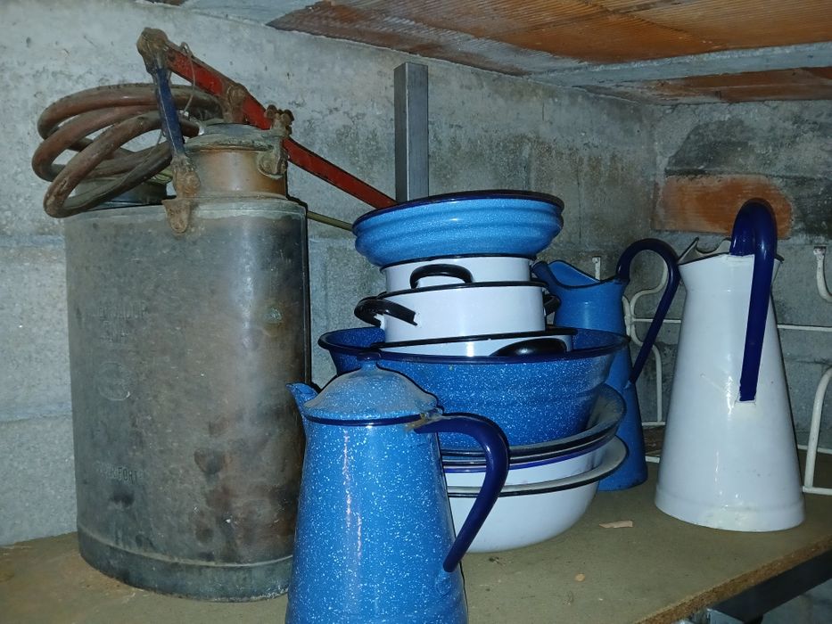 Antiguidades e velharias