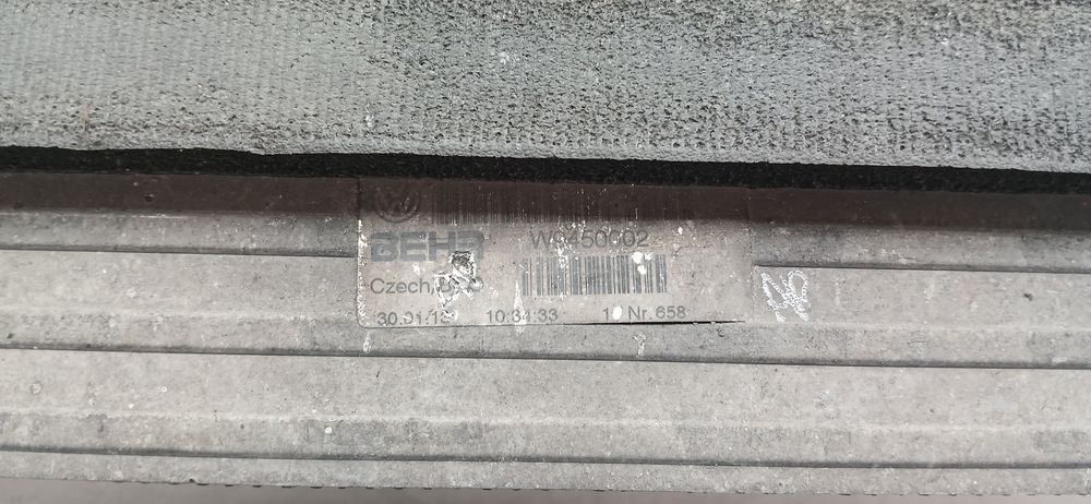 Radiador do intercooler VOLKSWAGEN Polo (6R, 6C)