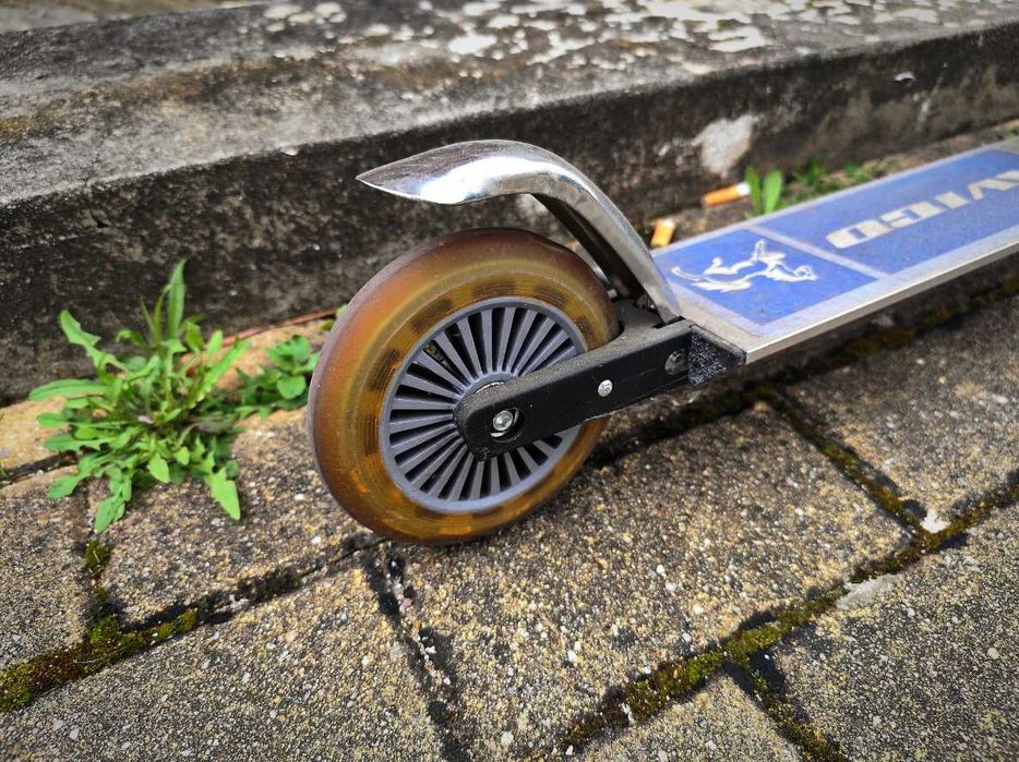 Trotinete Criança (AVICO)