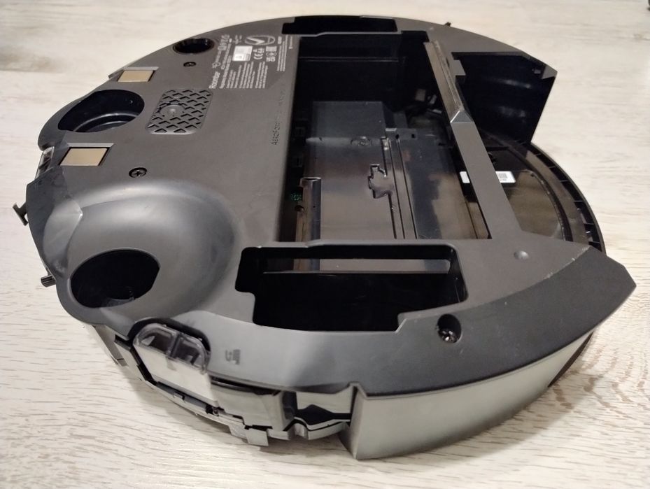 Płyta Główna z obudową i czujnikami Irobot Roomba i3 (Uszkodzona)