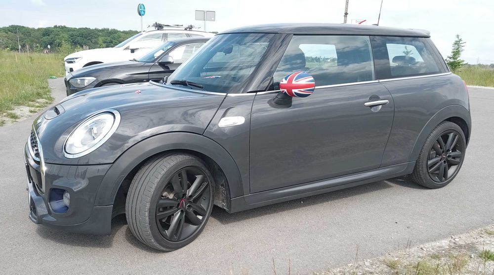 Mini Cooper S linia John Cooper Works