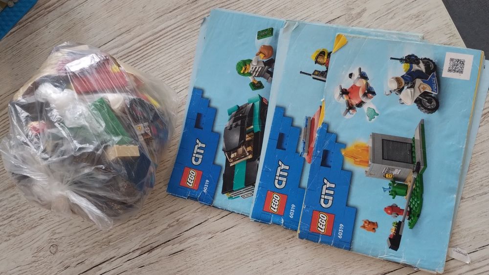 Lego city 60319 Akcja strażacka i policyjny pościg