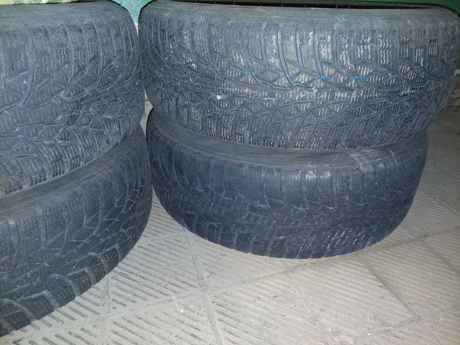 205-215/60/16 nokian wr michelin alpin