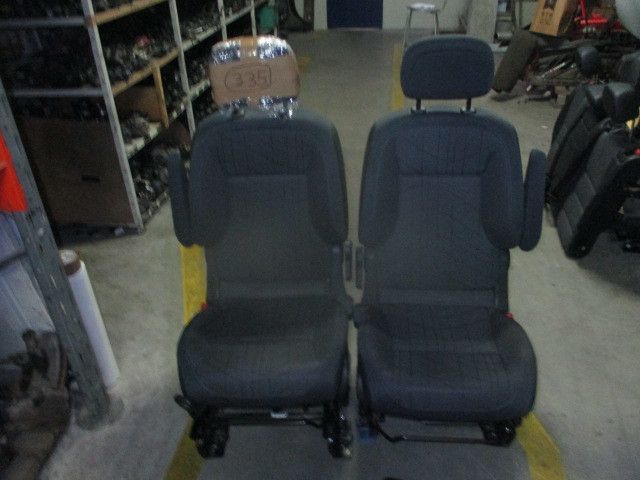 Conjunto de bancos PEUGEOT Partner II Tepee