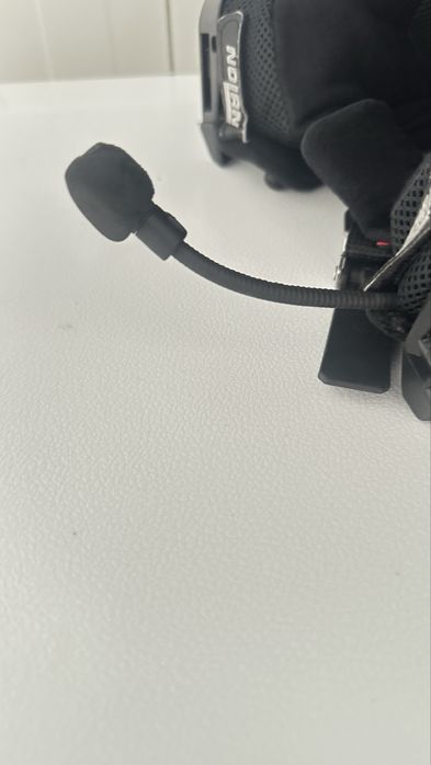 Auricular Cardo + Capacete Nolan