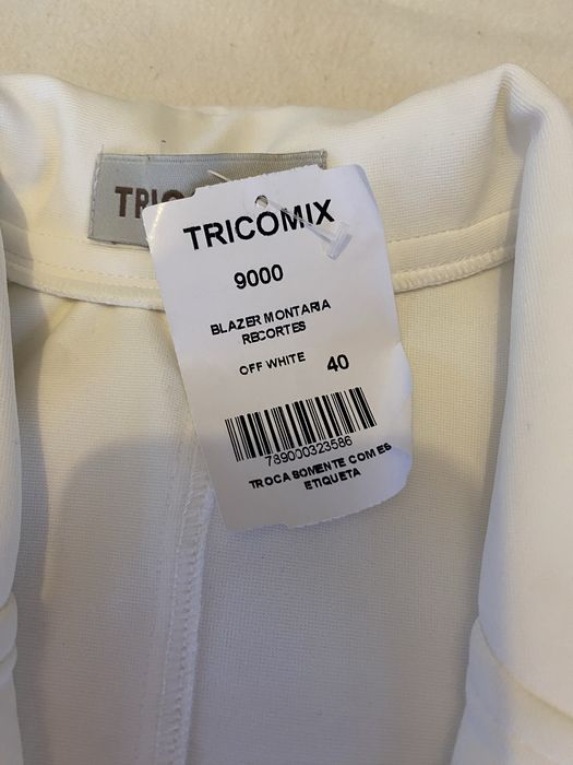 Blusa branca feminina