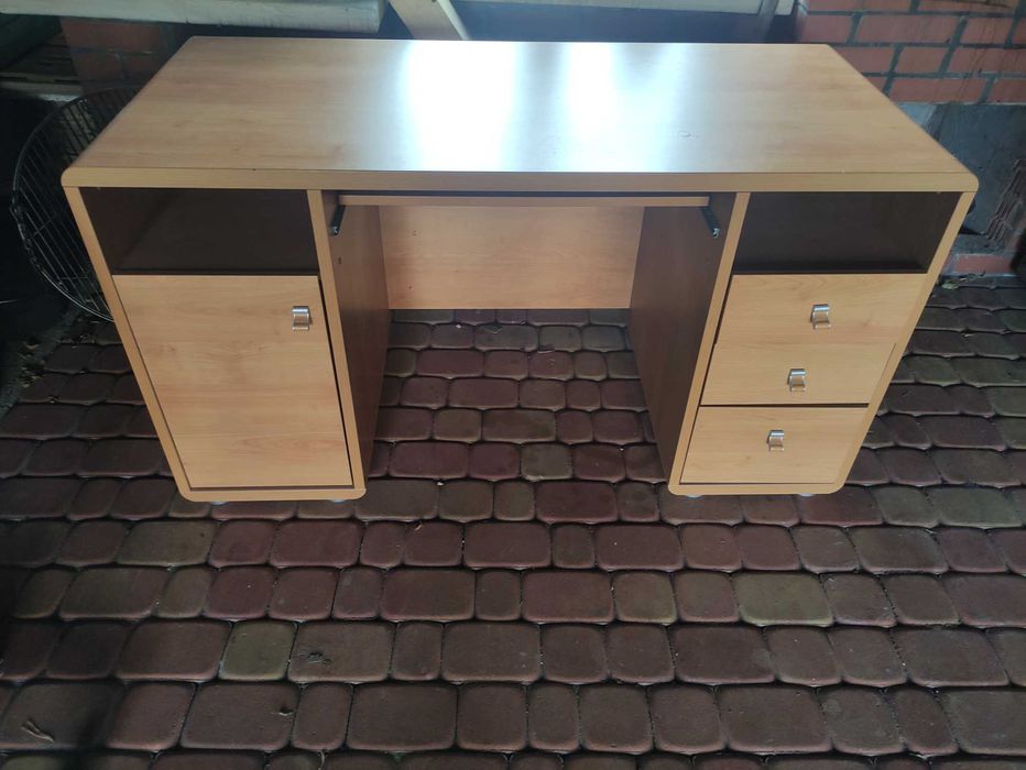 Biurko/Warsztat /Krzesło