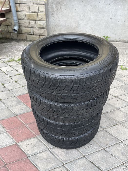 Зимові шини Bridgestone Blizzak VRX 205/65 R16 б/у (комплект)