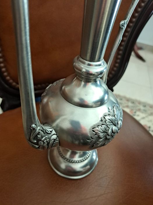 Amentolia para azeite em estanho