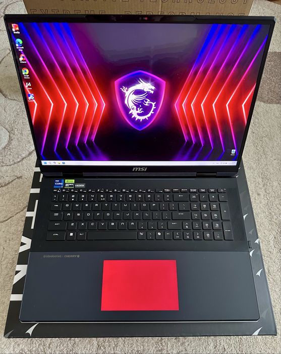 Новий MSI Titan 18HX i9-14900HX, 64 gb RAM, RTX 4080 12 gb, ssd 2 tb