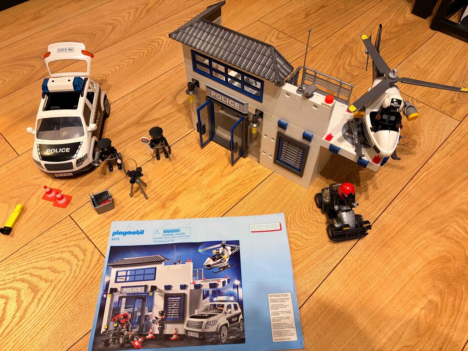 Zestawy Playmobil 9372 Posterunek Policji + 70498 Starter Pack