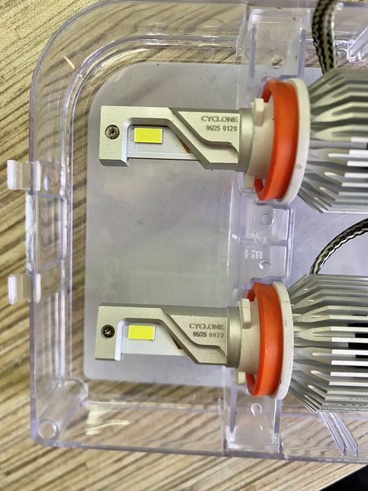 LED Лампочки CYCLONE H11