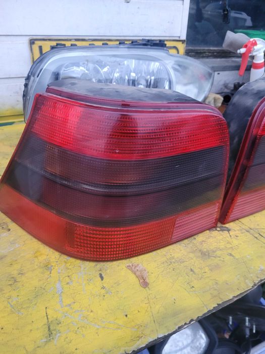 lampa tył golf 4 5 HB  lewa prawa zewnętrzna