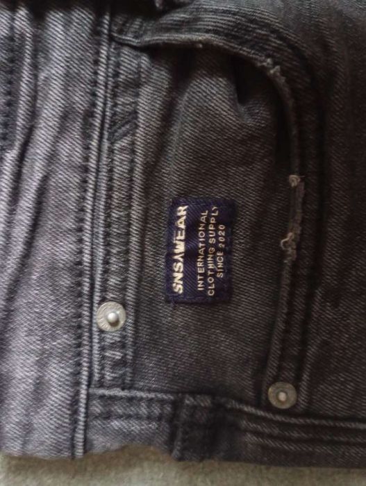 Czarne Jeansy z Sinsay