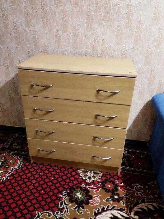 Продам трьохкімнатну квартиру